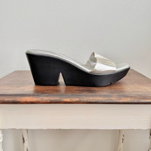Silver Chunky Mule - Picture 1 of 8